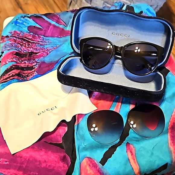 Authentic GUCCI GG0631S SUNGLASSES - Picture 3 of 16